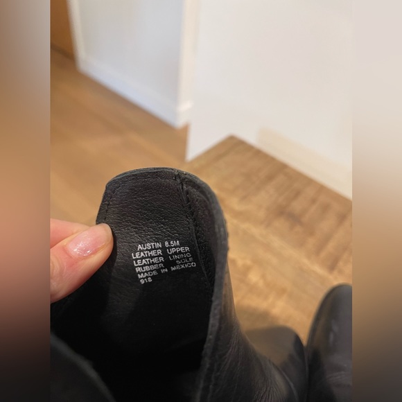 Steve Madden leather booties - Picture 5 of 9